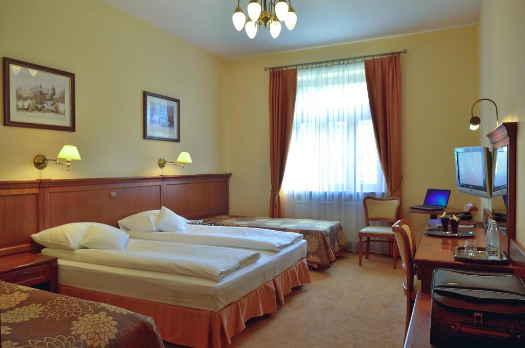 Hotel Stefania Krynica-Zdrój Pokoj fotografie
