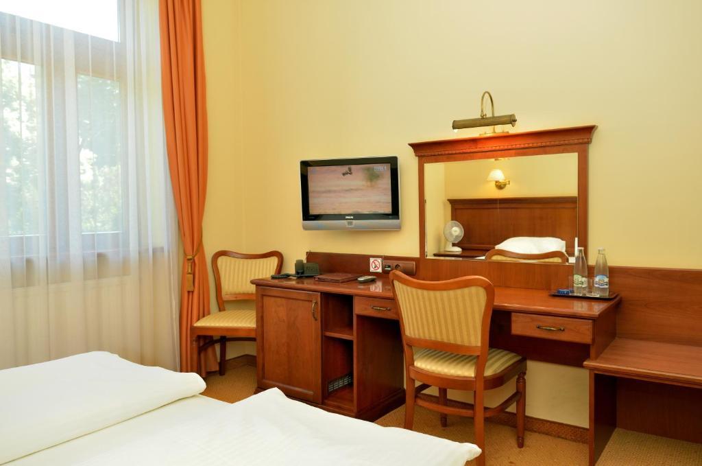 Hotel Stefania Krynica-Zdrój Pokoj fotografie