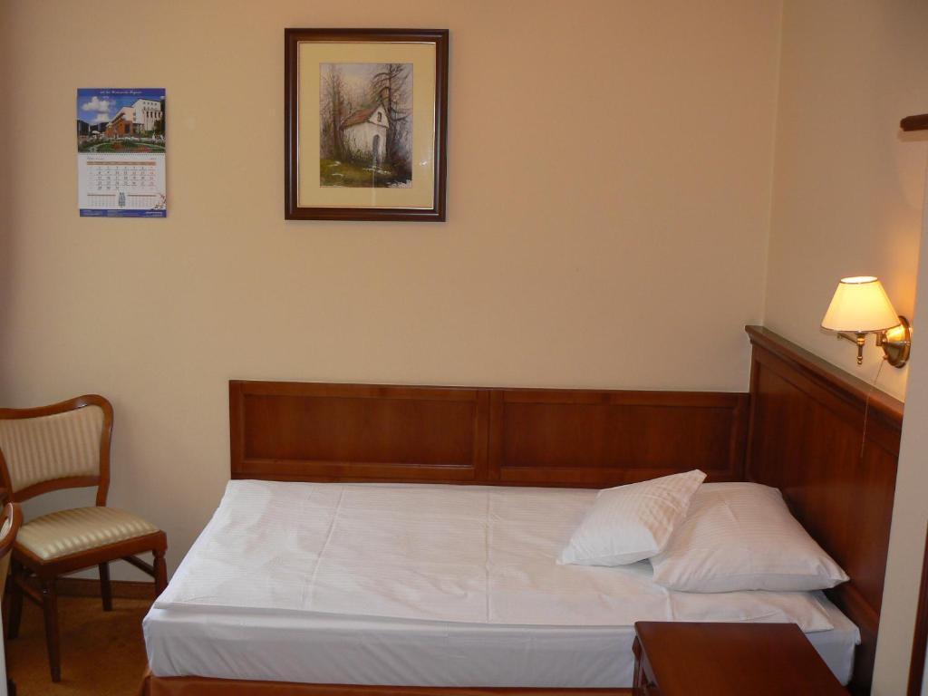 Hotel Stefania Krynica-Zdrój Pokoj fotografie